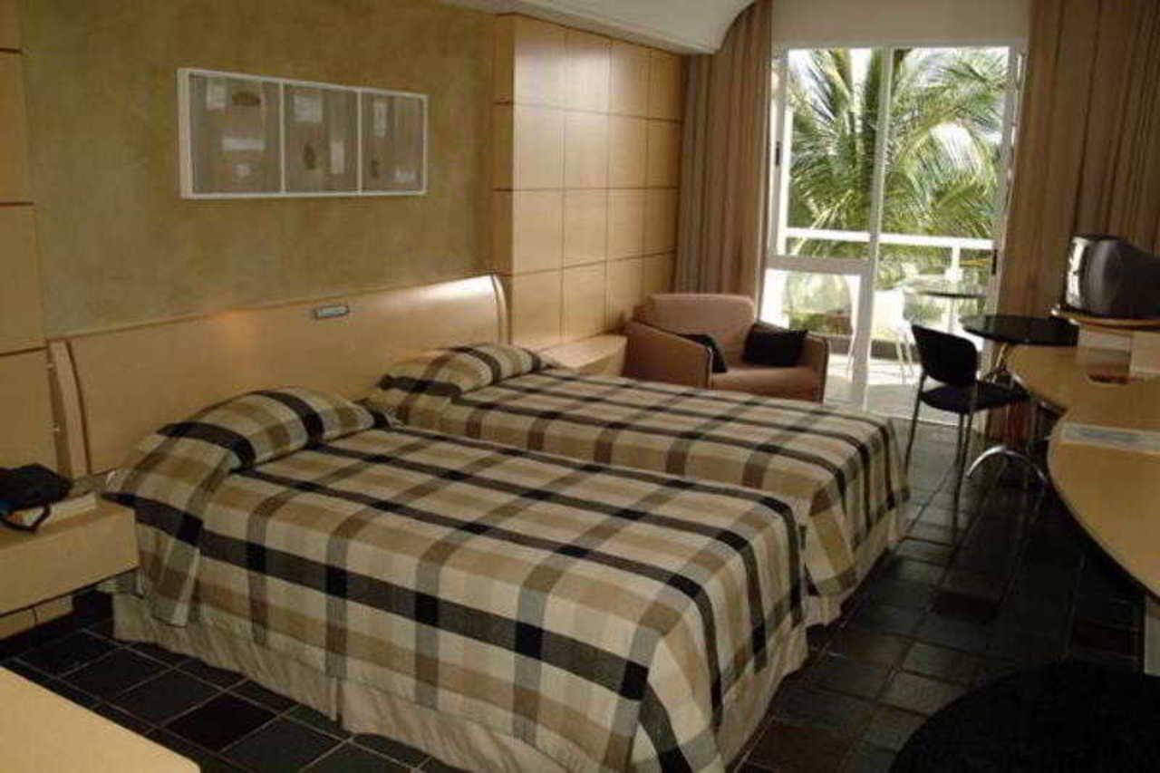 Hotel Senac Ilha Do Boi Віторія Екстер'єр фото A room at the hotel