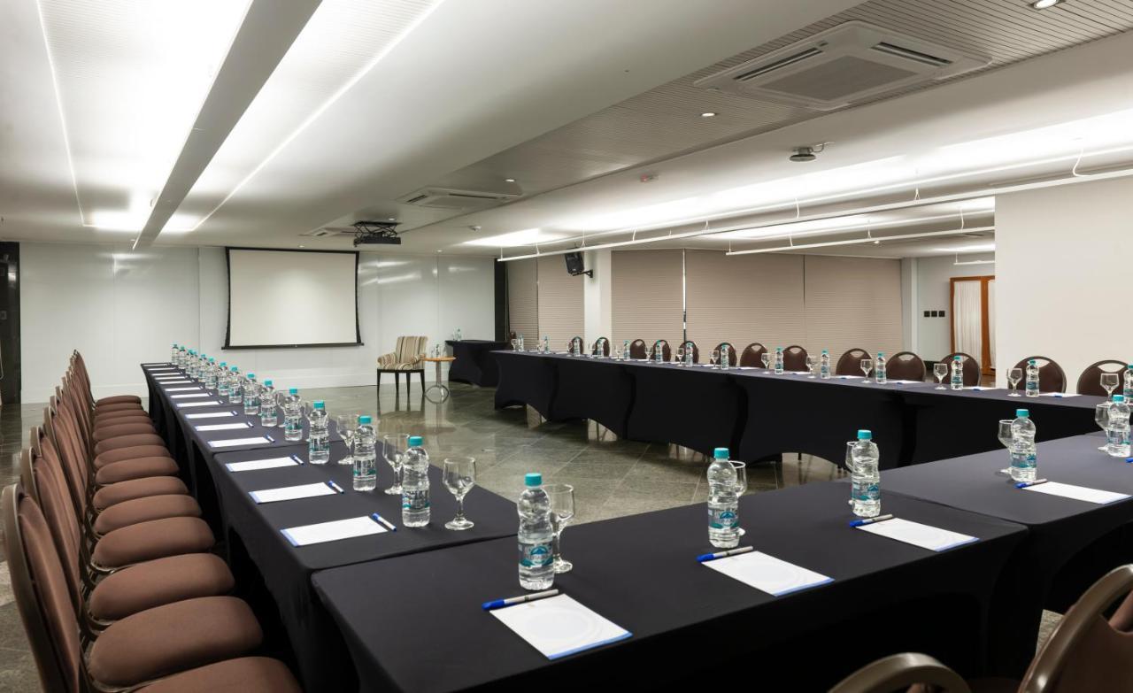 Hotel Senac Ilha Do Boi Віторія Екстер'єр фото Meeting room
