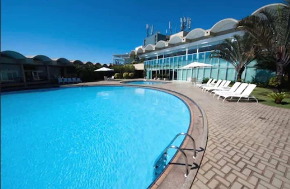 Hotel Senac Ilha Do Boi Віторія Екстер'єр фото The pool at the hotel