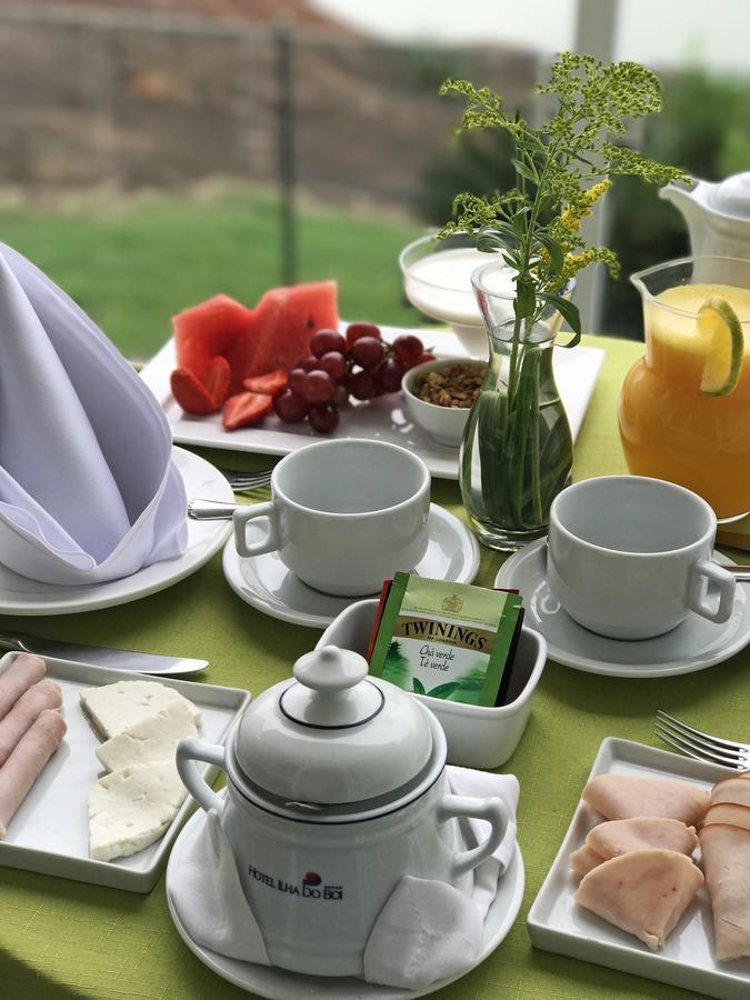 Hotel Senac Ilha Do Boi Віторія Екстер'єр фото A breakfast table